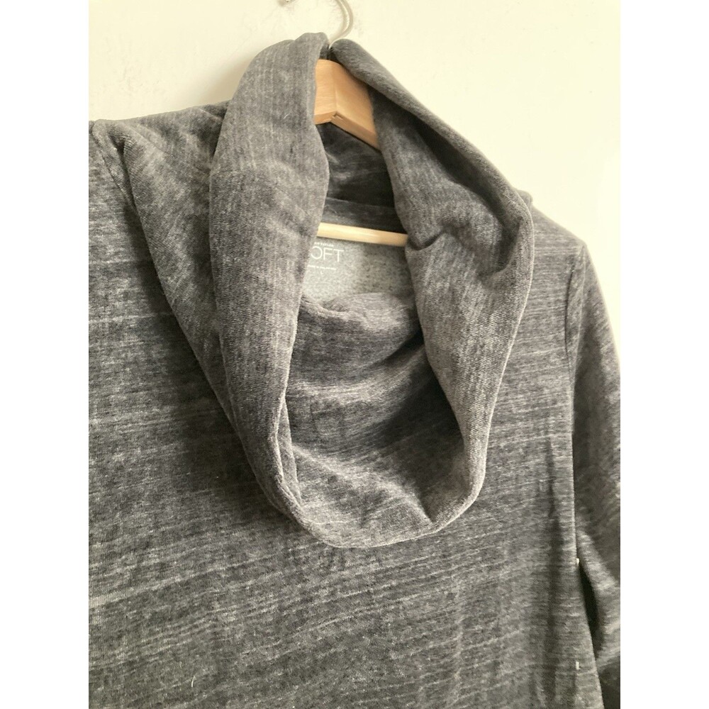 LOFT Ann Taylor Bundle of Tops LARGE Velour Cowl Neck & Open Knit Sweater Gray - Picture 3 of 16